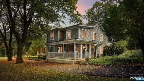 35 Woodledge Road