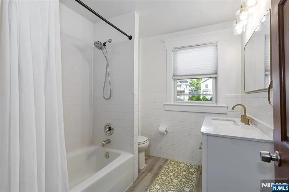 377 Orchard Terrace Bogota, NJ 07603