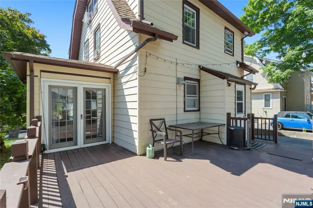 377 Orchard Terrace Bogota, NJ 07603