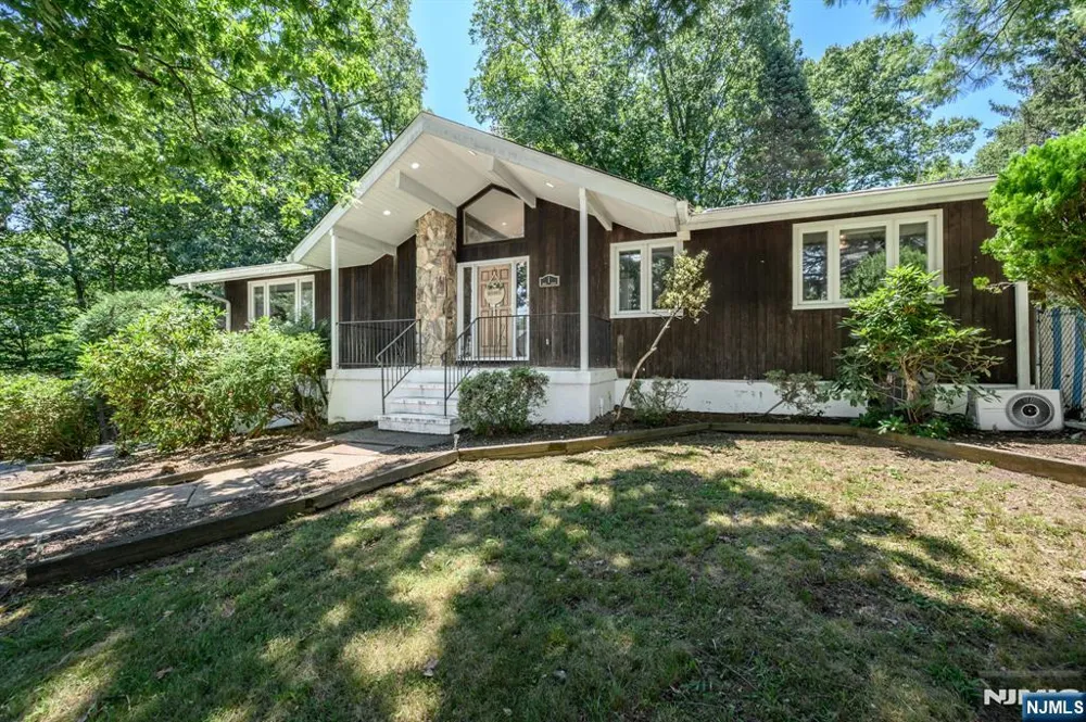 1 Lewis Street Haledon, NJ 07508