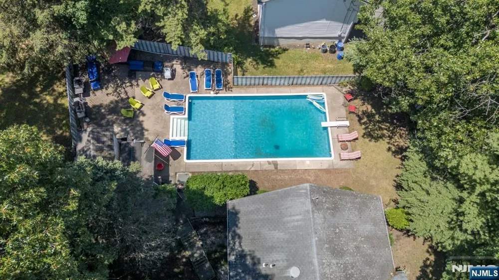 1 Lewis Street Haledon, NJ 07508