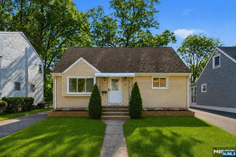 298 Fairway Avenue