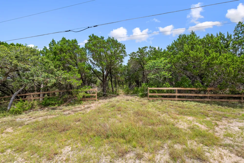 1029 Sunset Canyon Drive Dripping Springs, TX 78620