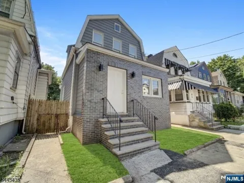 94 Washington Avenue