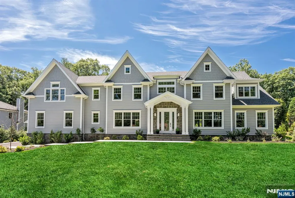 520 Clinton Avenue Wyckoff, NJ 07481