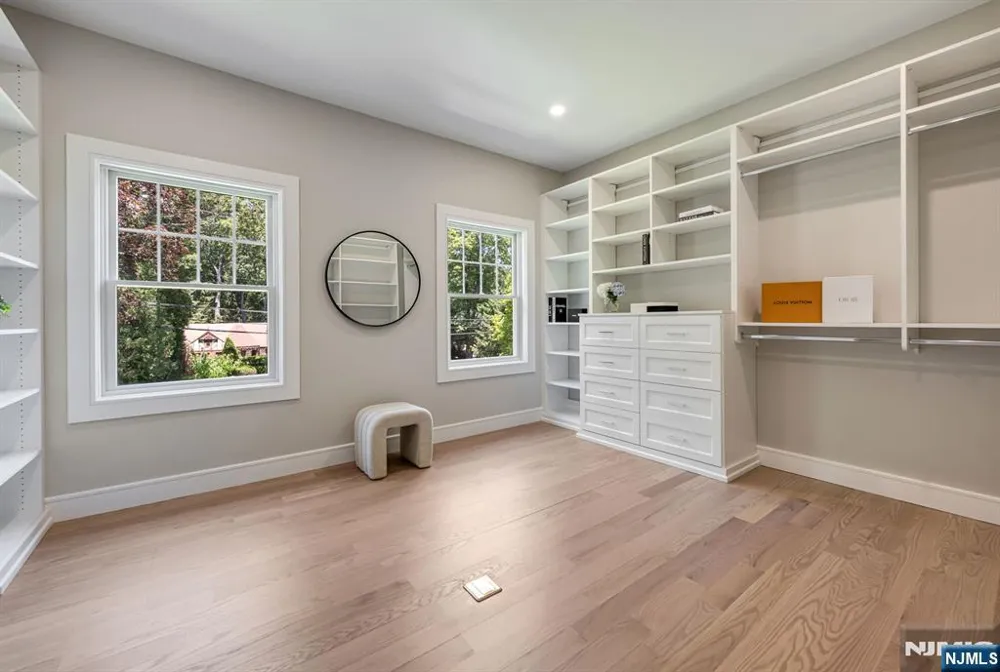 520 Clinton Avenue Wyckoff, NJ 07481