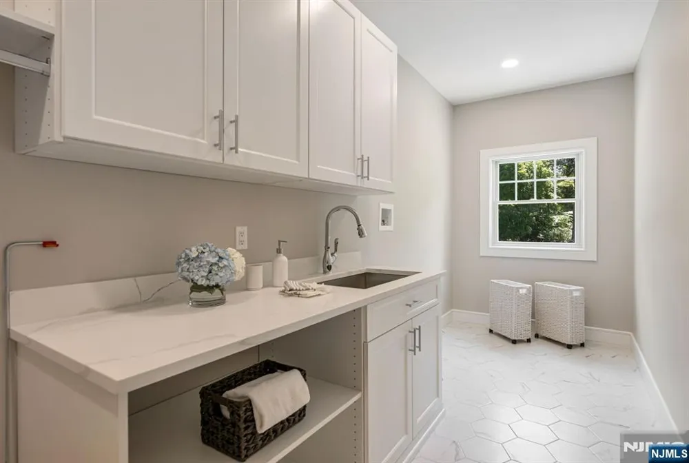 520 Clinton Avenue Wyckoff, NJ 07481