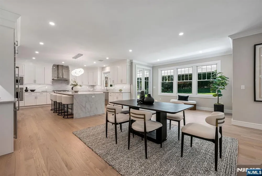 520 Clinton Avenue Wyckoff, NJ 07481