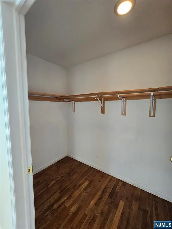 598 Broad Street Carlstadt, NJ 07072
