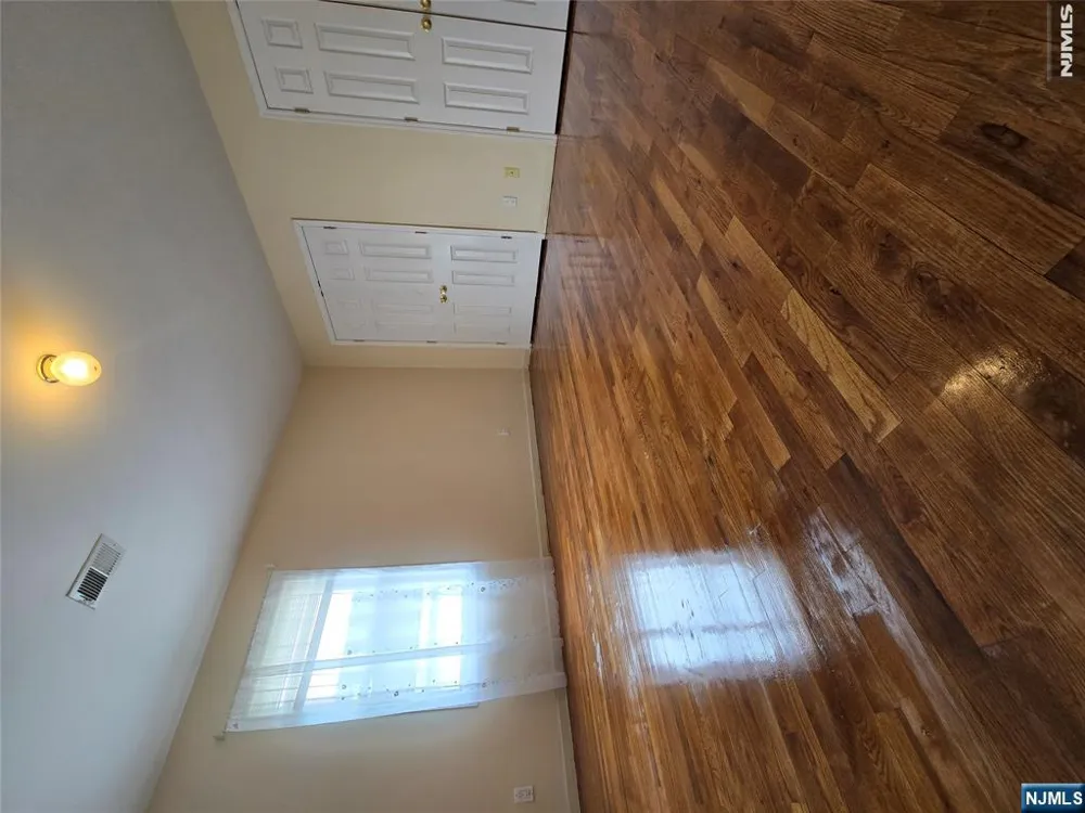 598 Broad Street Carlstadt, NJ 07072