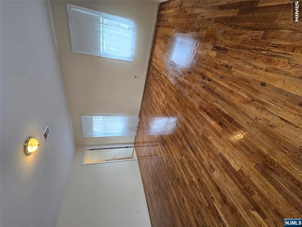 598 Broad Street Carlstadt, NJ 07072