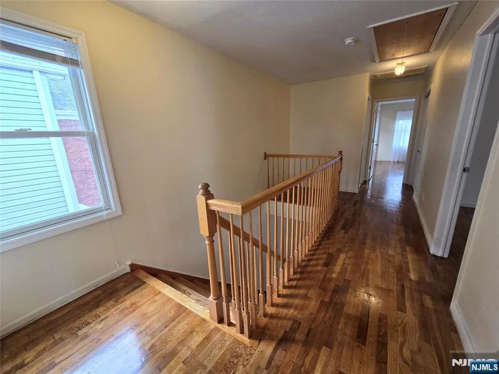 598 Broad Street Carlstadt, NJ 07072