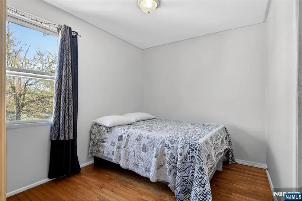 216-218 New Street Orange, NJ 07050