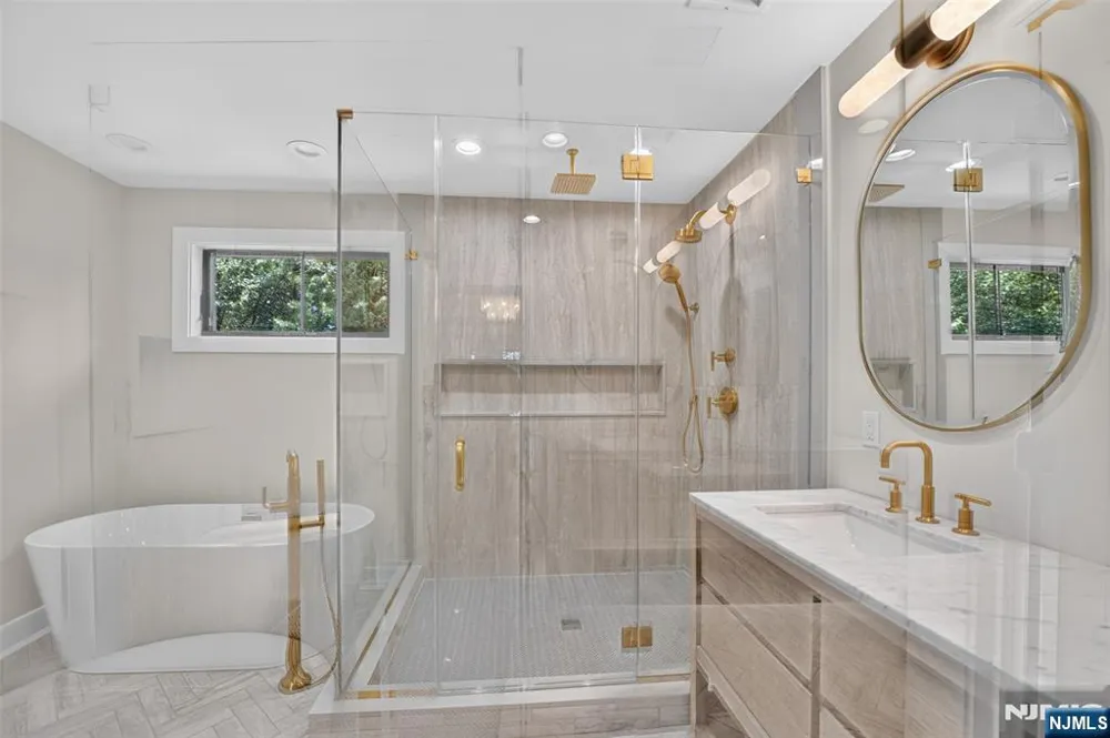 27 Crestwood Drive Glen Rock, NJ 07452