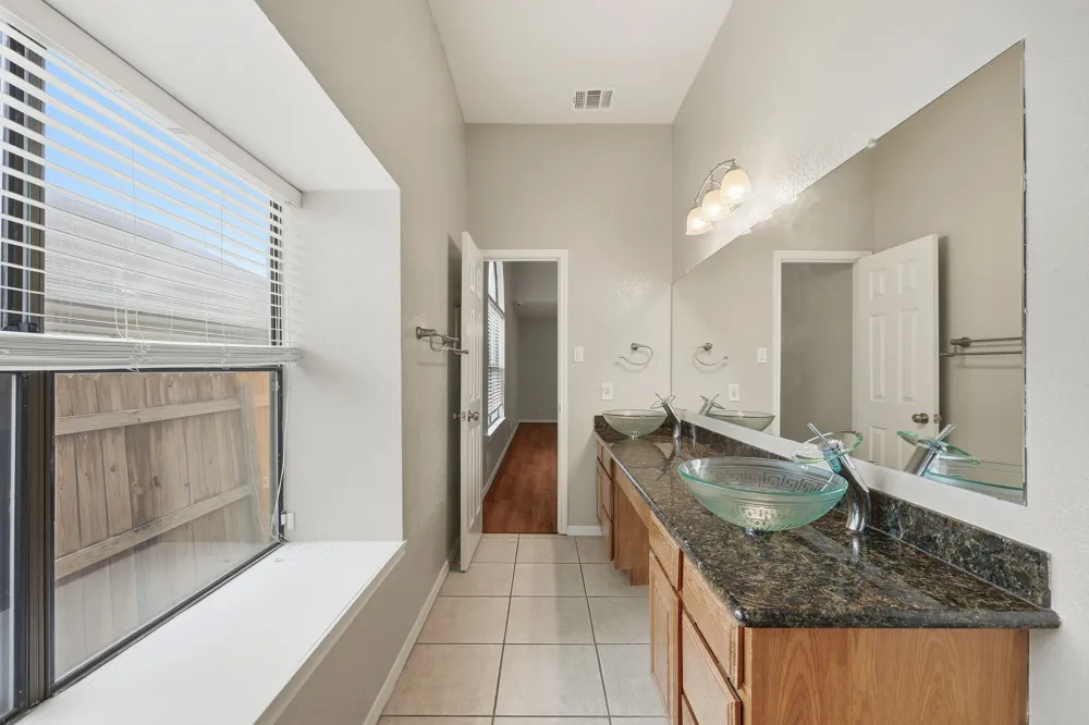 3426 Serene Grove San Antonio, TX 78247