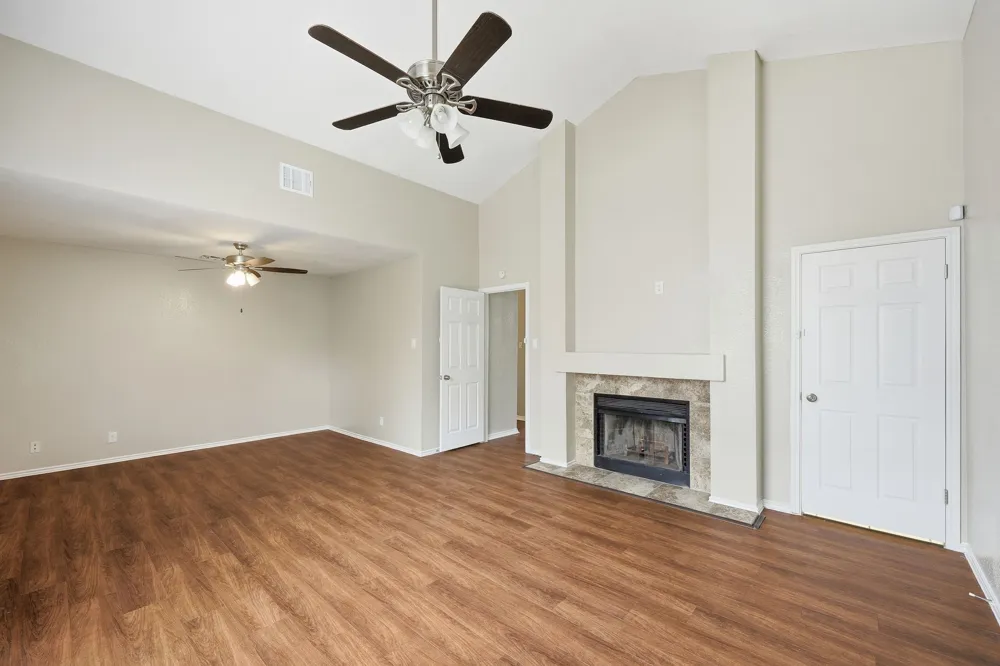 3426 Serene Grove San Antonio, TX 78247