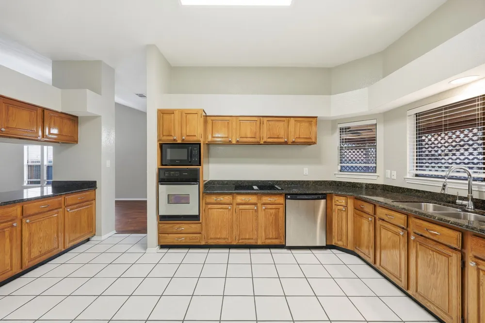 3426 Serene Grove San Antonio, TX 78247