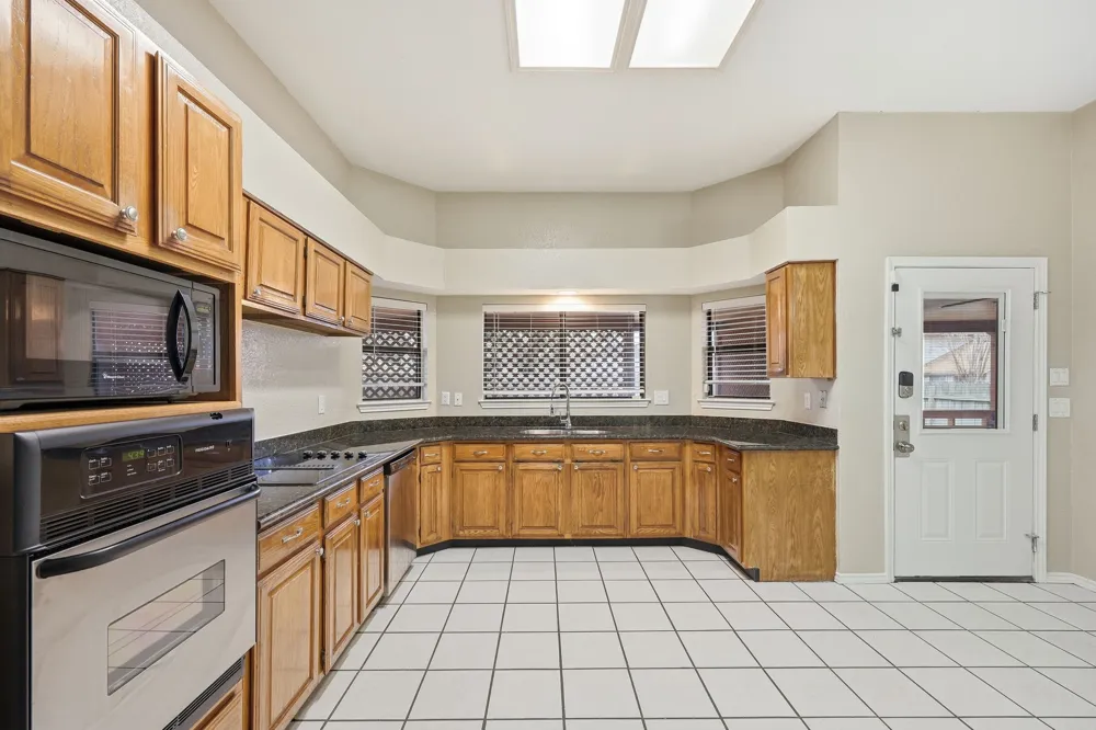 3426 Serene Grove San Antonio, TX 78247