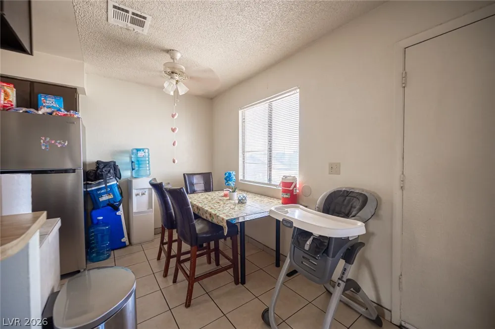 1524 Henry Drive Las Vegas, NV 89110