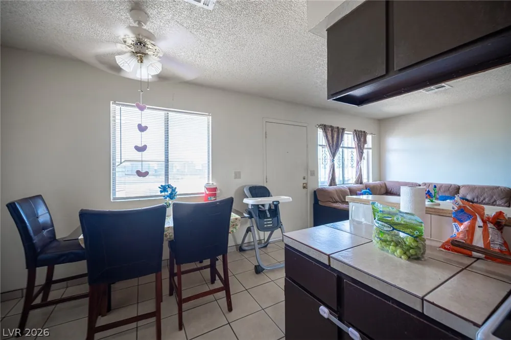 1524 Henry Drive Las Vegas, NV 89110