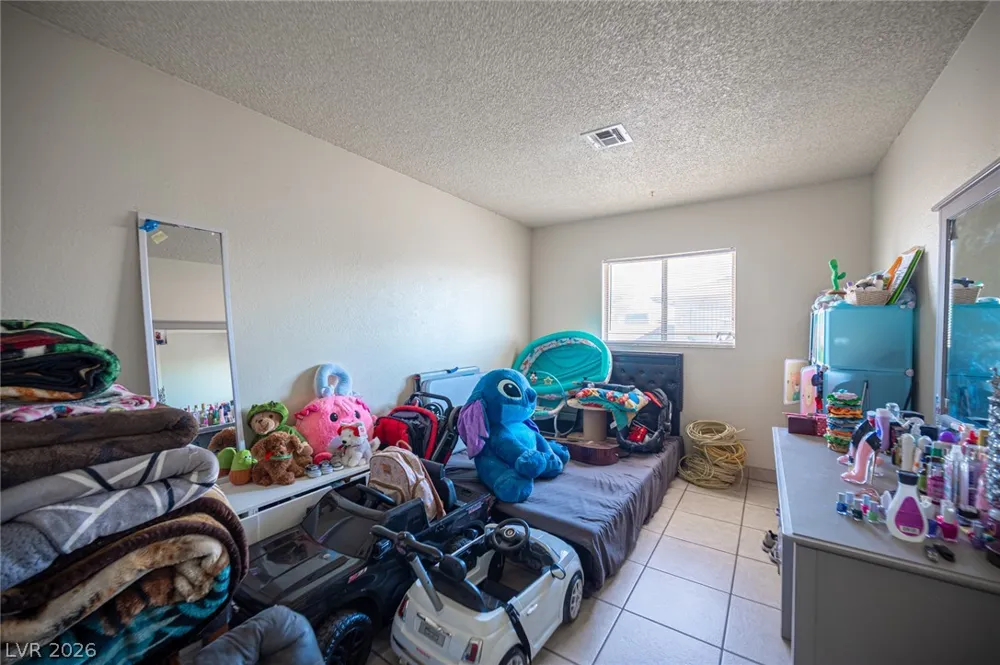 1524 Henry Drive Las Vegas, NV 89110