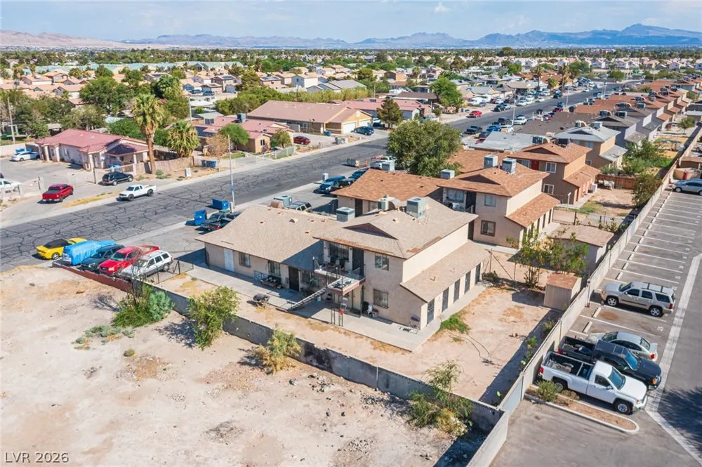 1524 Henry Drive Las Vegas, NV 89110