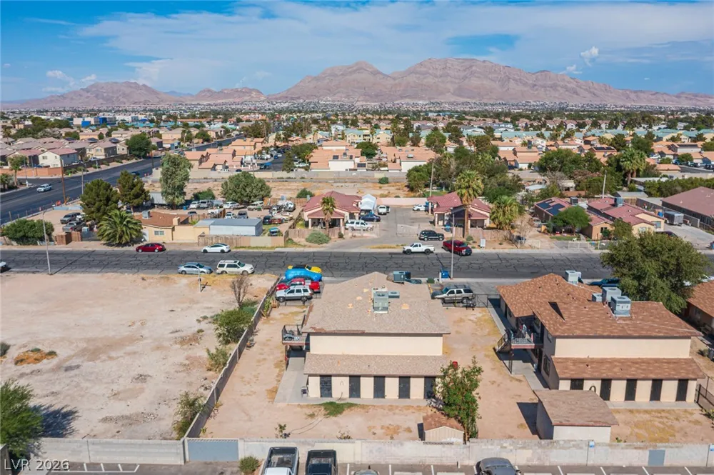 1524 Henry Drive Las Vegas, NV 89110