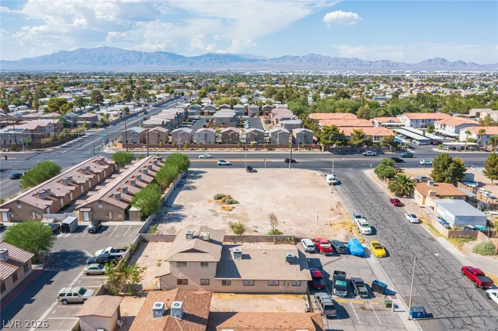 1524 Henry Drive Las Vegas, NV 89110