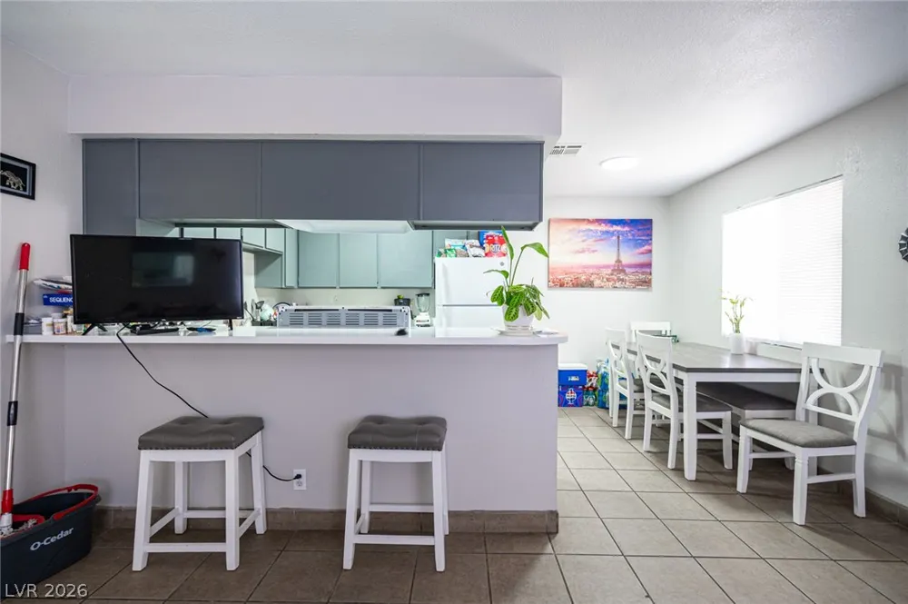 1524 Henry Drive Las Vegas, NV 89110