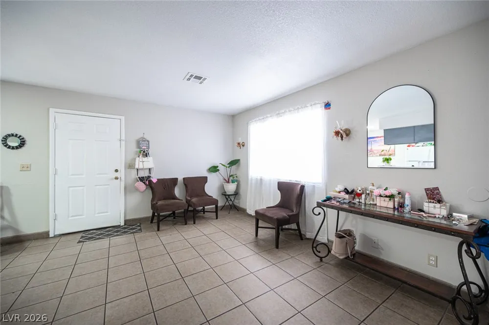 1524 Henry Drive Las Vegas, NV 89110