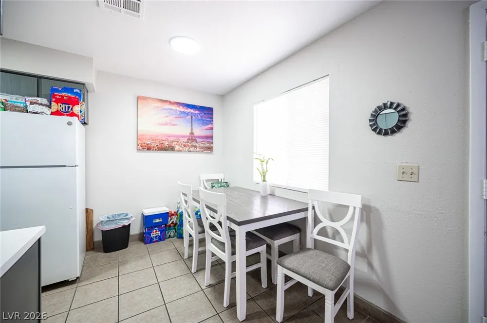1524 Henry Drive Las Vegas, NV 89110