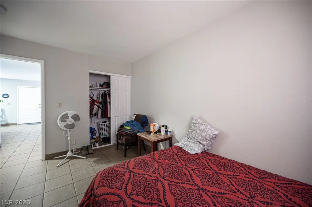 1524 Henry Drive Las Vegas, NV 89110