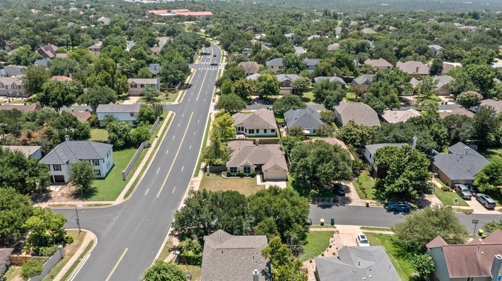 2000 Dayflower Trace Cedar Park, TX 78613
