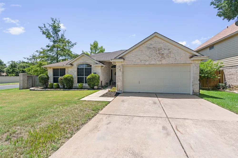2000 Dayflower Trace Cedar Park, TX 78613