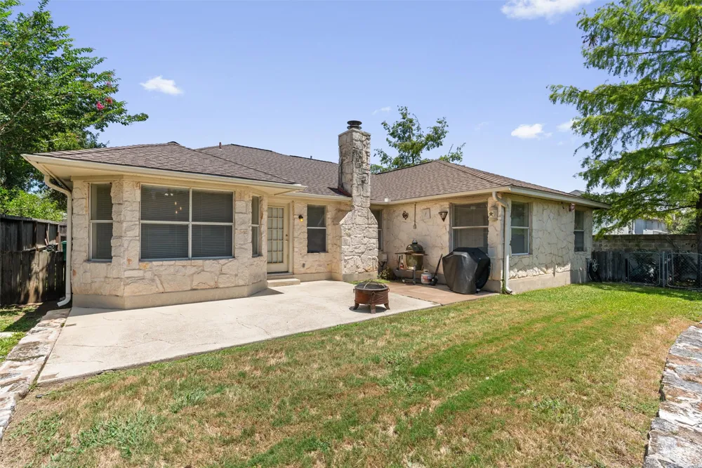 2000 Dayflower Trace Cedar Park, TX 78613