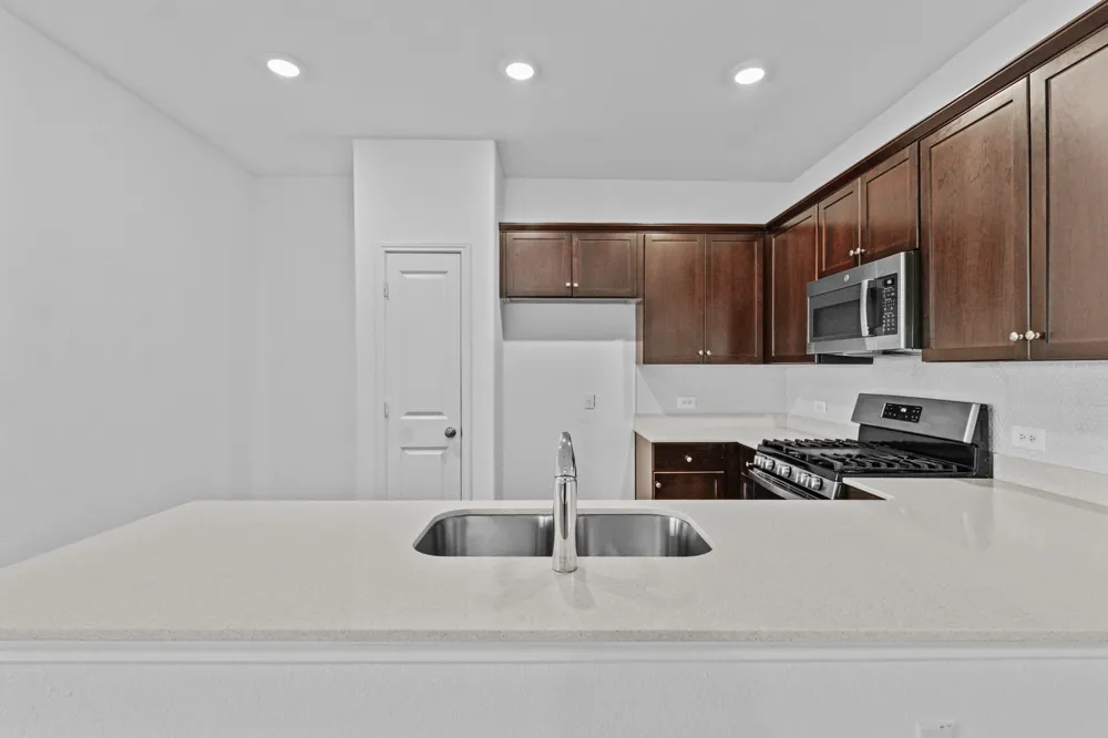 13704 Tordillo Drive Elgin, TX 78621