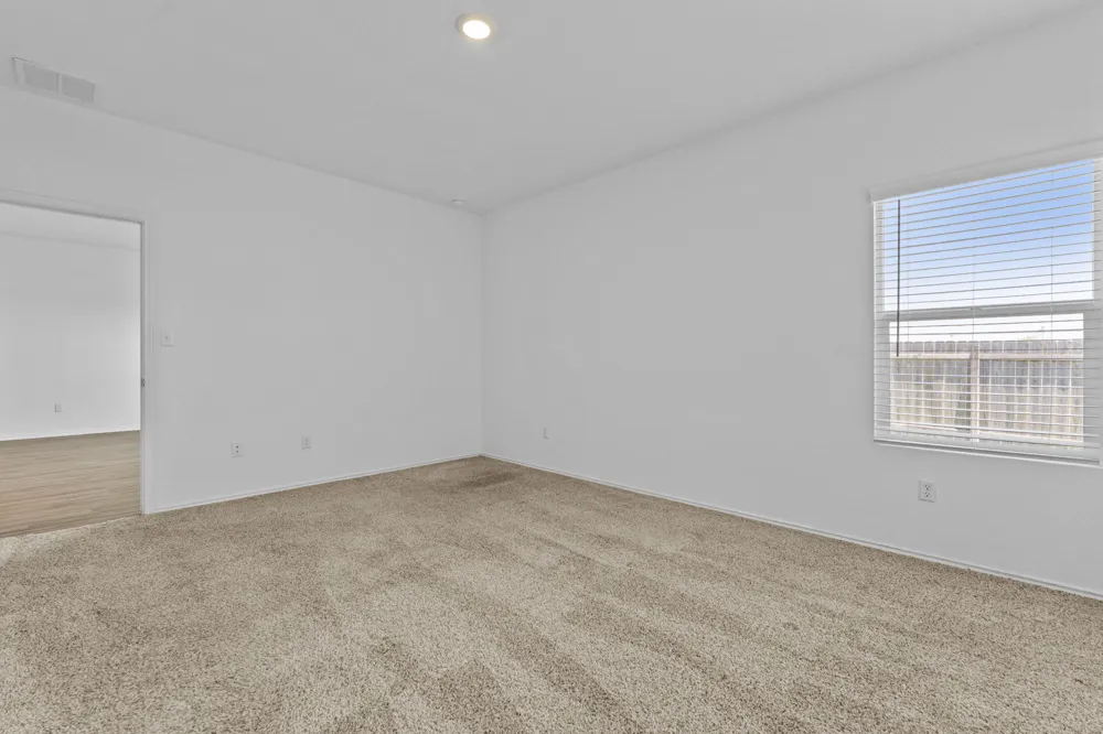 13704 Tordillo Drive Elgin, TX 78621