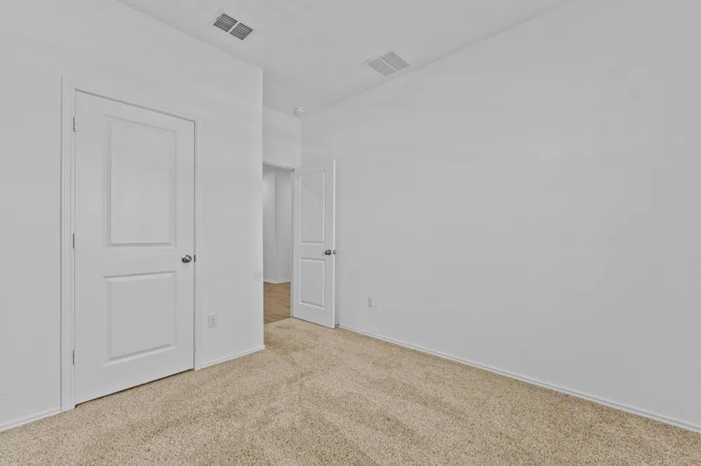 13704 Tordillo Drive Elgin, TX 78621
