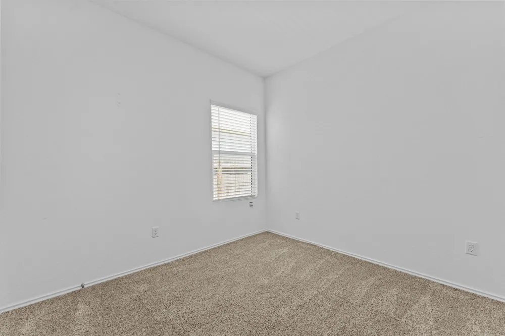 13704 Tordillo Drive Elgin, TX 78621