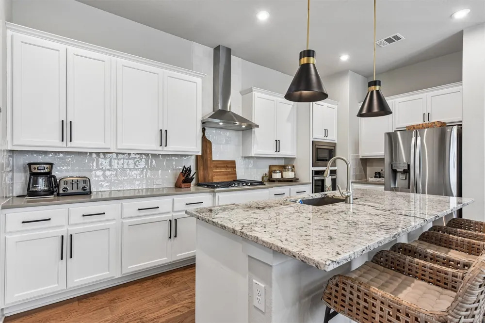240 Diamondback Drive Georgetown, TX 78628