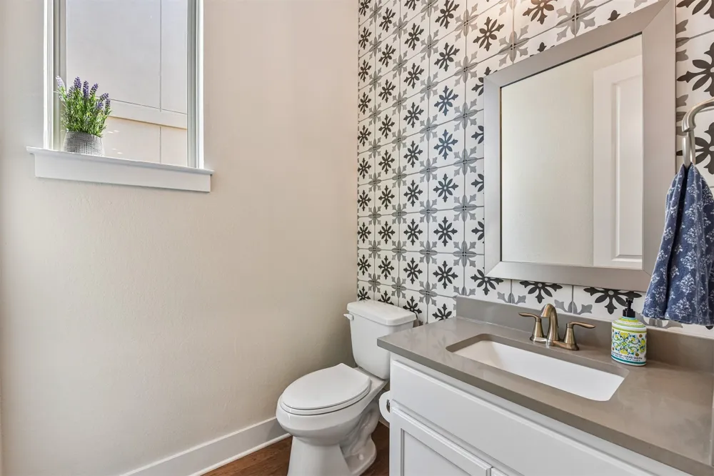 240 Diamondback Drive Georgetown, TX 78628