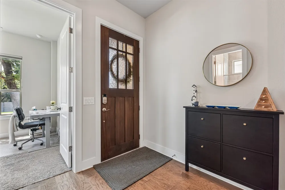 240 Diamondback Drive Georgetown, TX 78628