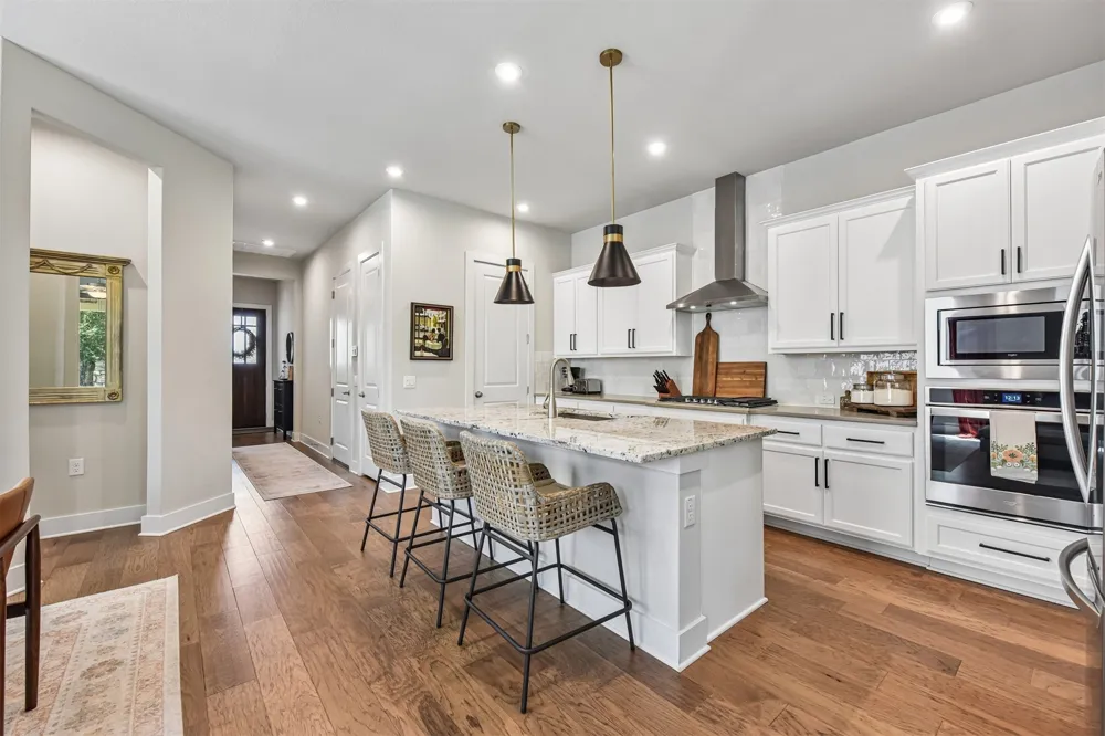 240 Diamondback Drive Georgetown, TX 78628