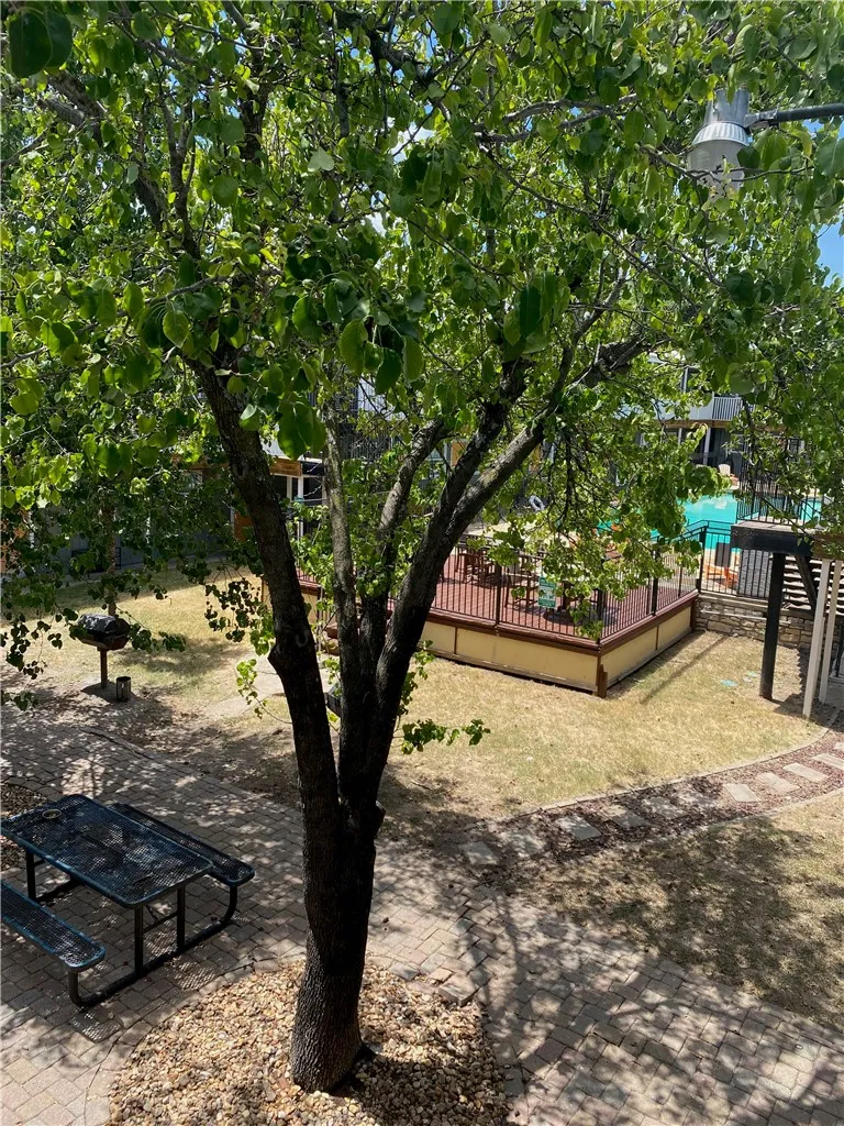2401 Manor Road #207 Austin, TX 78722