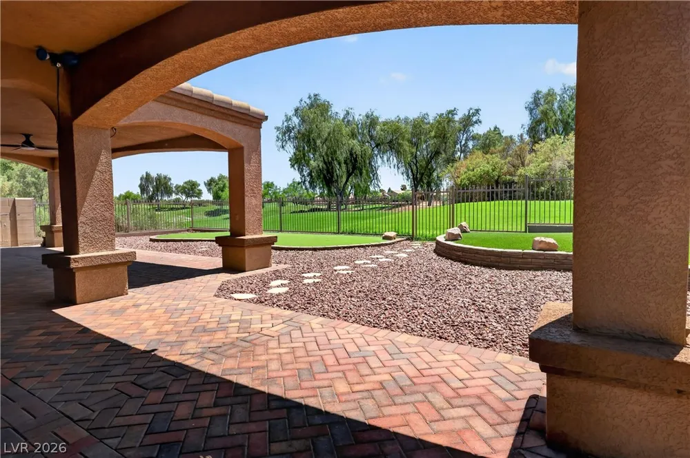 2517 Links Drive Laughlin, NV 89029
