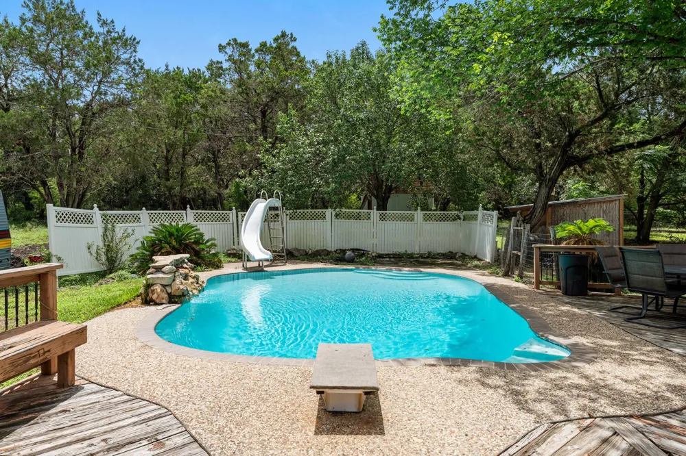 651 High Low Drive New Braunfels, TX 78132