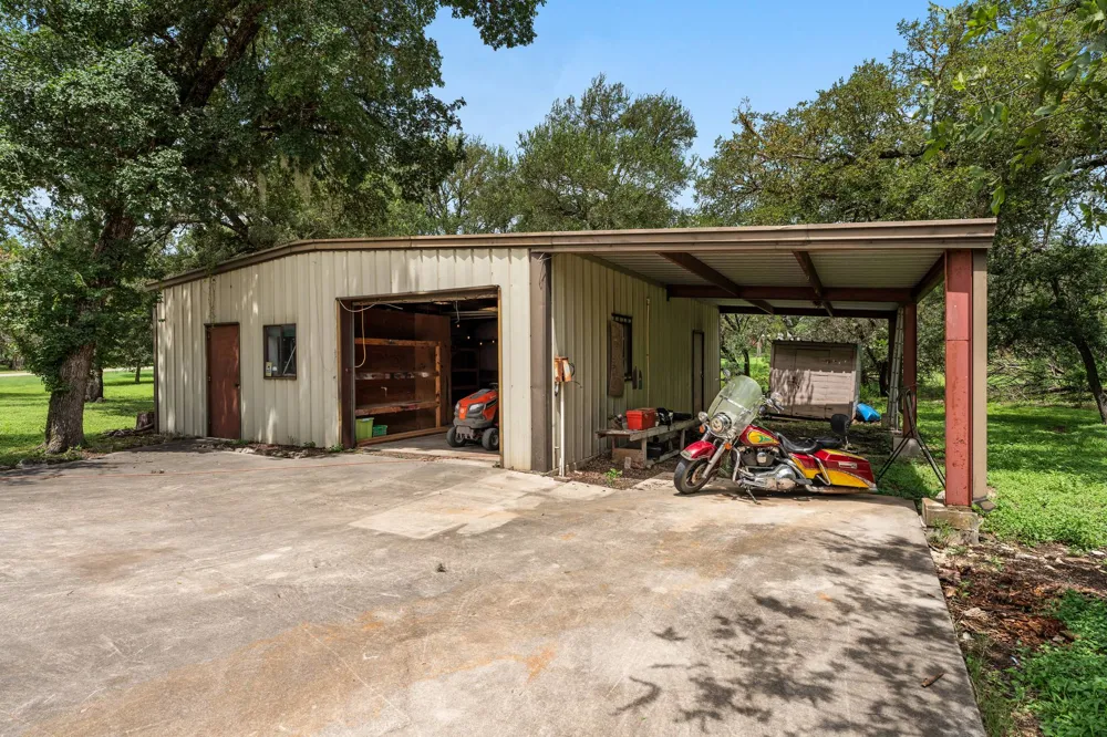 651 High Low Drive New Braunfels, TX 78132