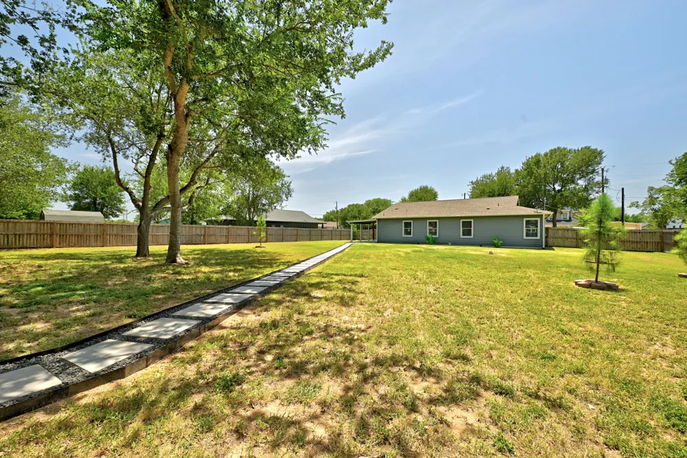 120 Waianae Court Bastrop, TX 78602
