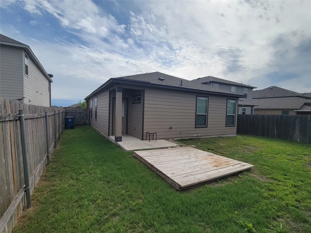 19108 Lady Bird Johnson Street Manor, TX 78653