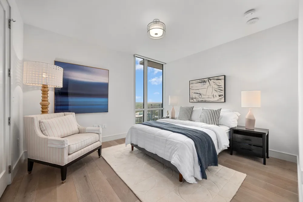 222 West Avenue #2802 Austin, TX 78701